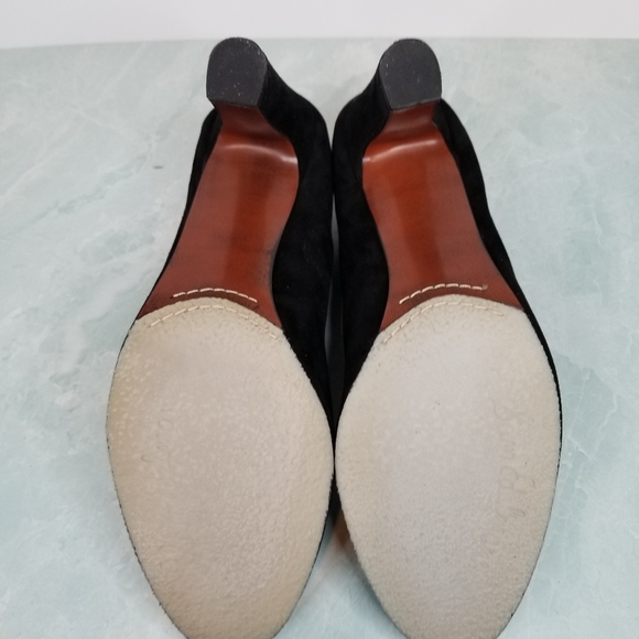 LNIB Sam Edelman Black Suede Booties - Picture 5 of 6